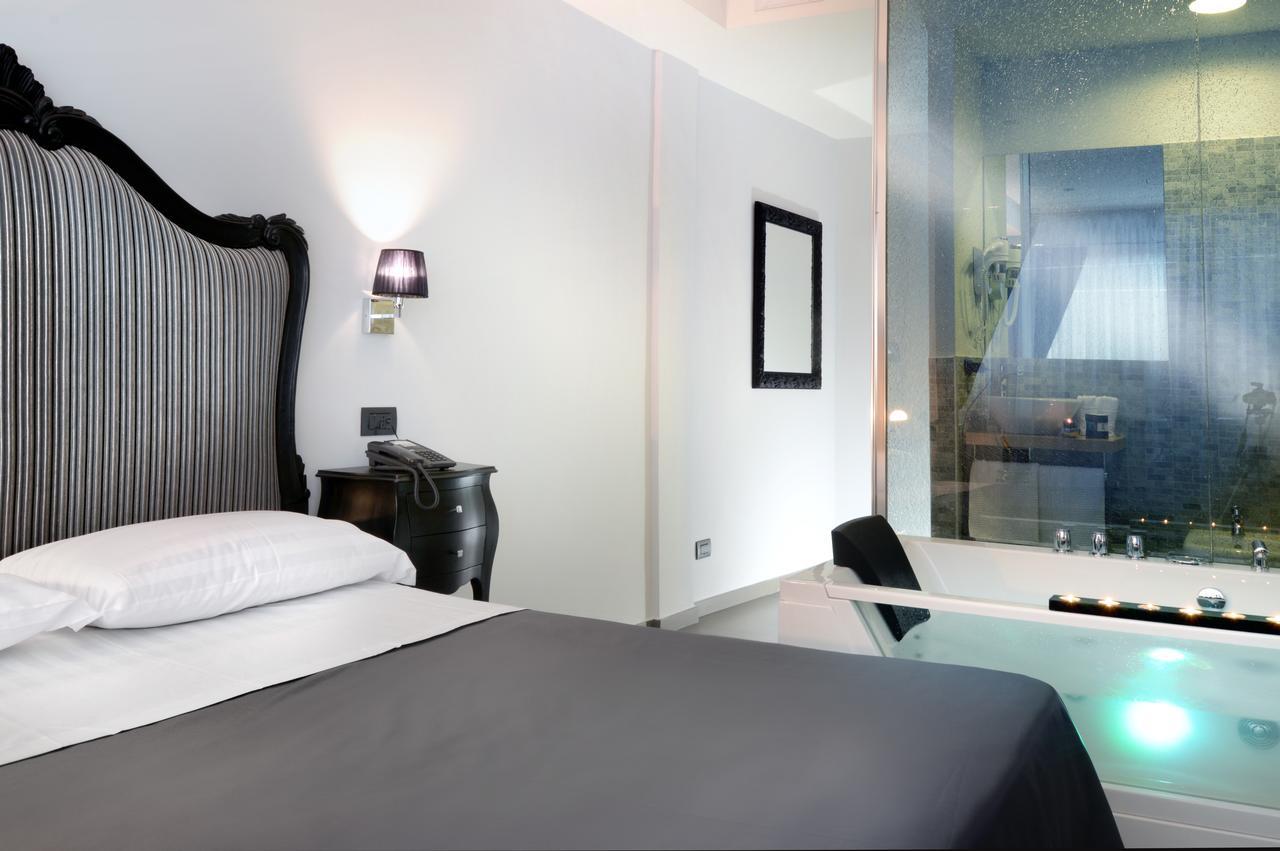 Barbarella Suite Napoli Esterno foto