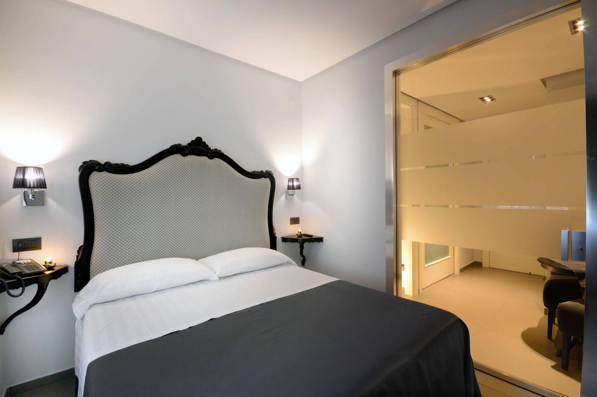 Barbarella Suite Napoli Esterno foto