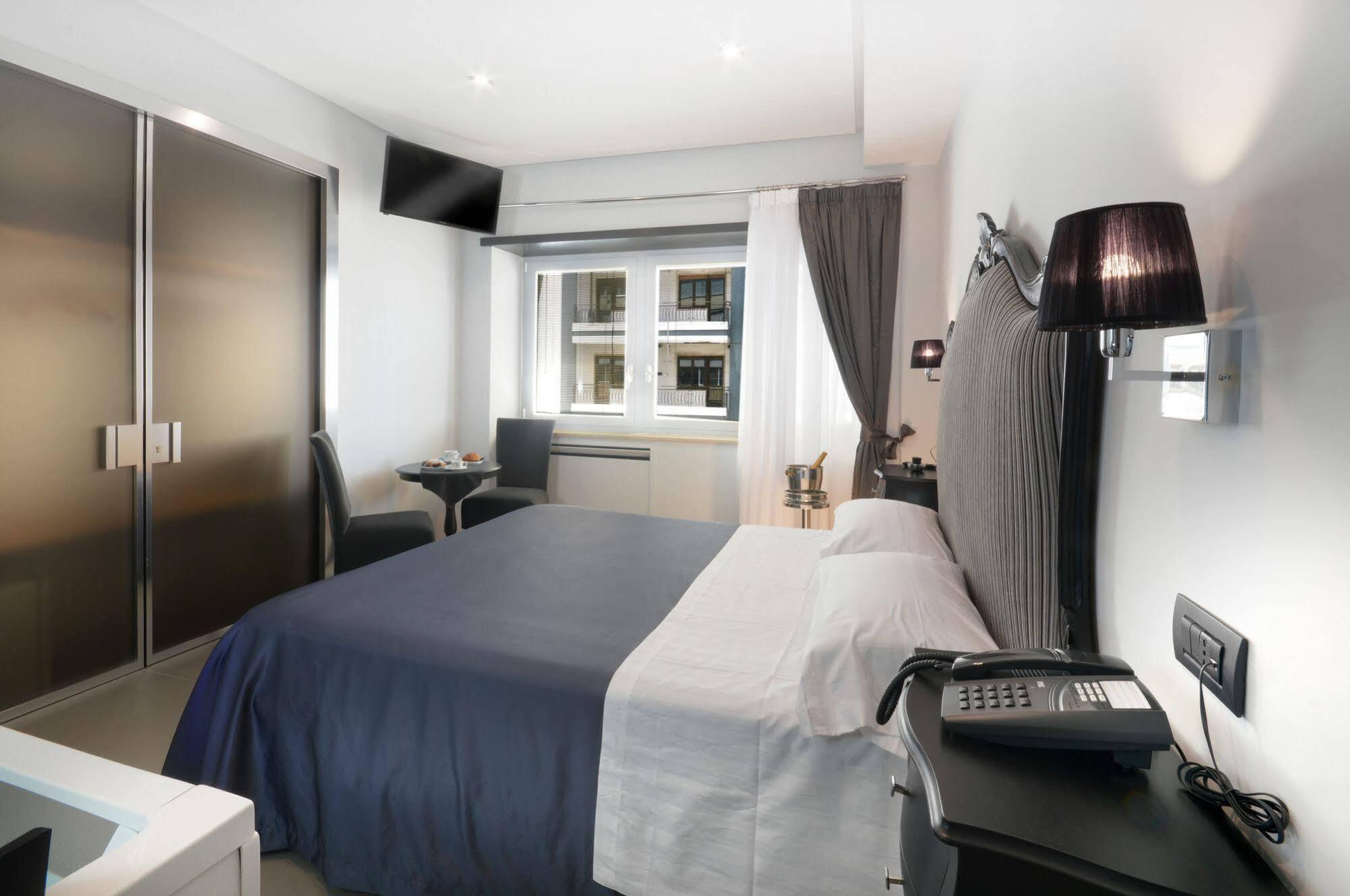 Barbarella Suite Napoli Esterno foto