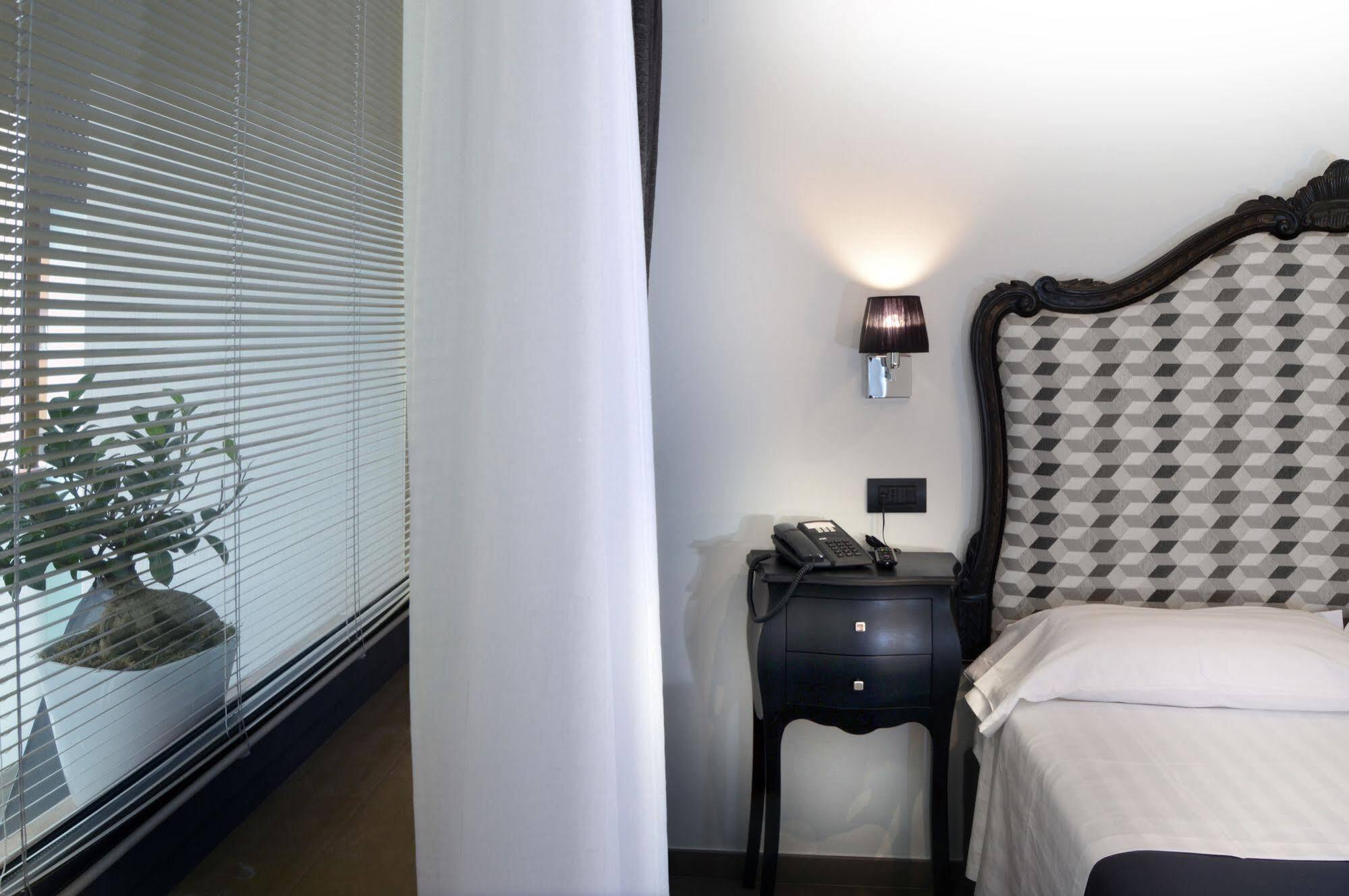Barbarella Suite Napoli Esterno foto