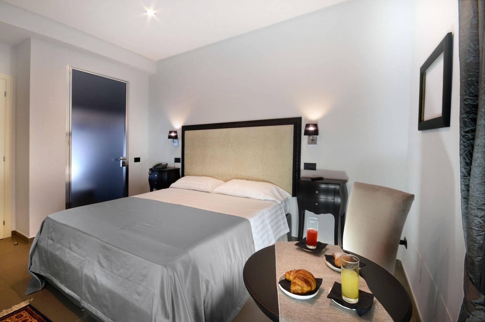 Barbarella Suite Napoli Esterno foto