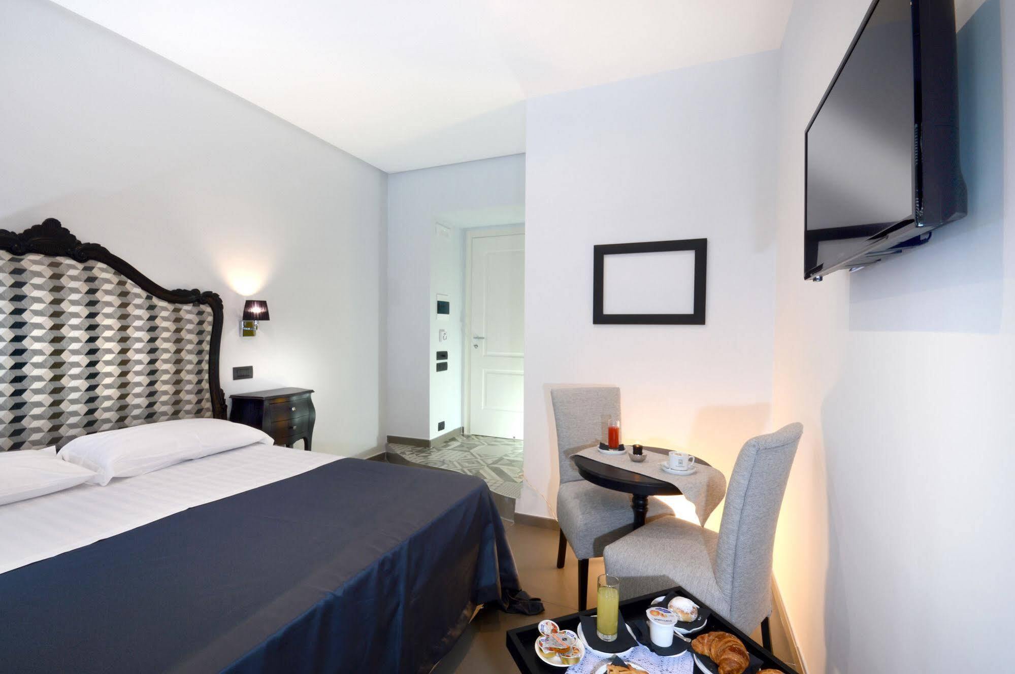 Barbarella Suite Napoli Esterno foto